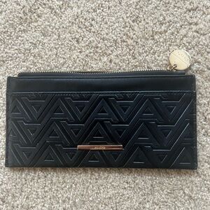 Aldo 🍒 Women's A Graphic Logo Zipper Wallet EJ1 Black/Gold